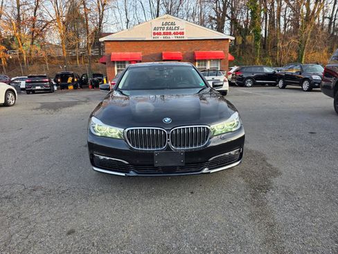 Used 2017 BMW 740e xDrive AWD/4WD image 2