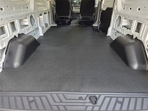 New 2025 Ford Transit 250 Low Roof image 23