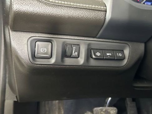 Used 2023 GMC Acadia Denali w/ Denali Ultimate Package image 20