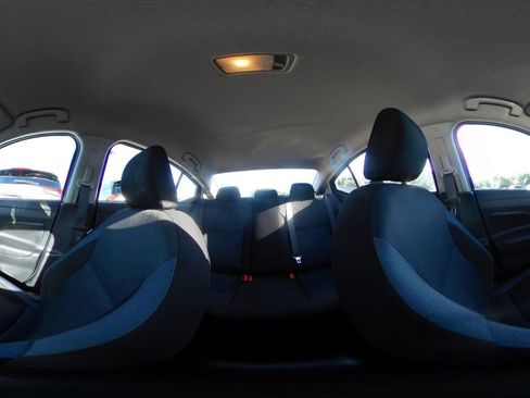 Used 2025 Nissan Versa SV FWD image 40