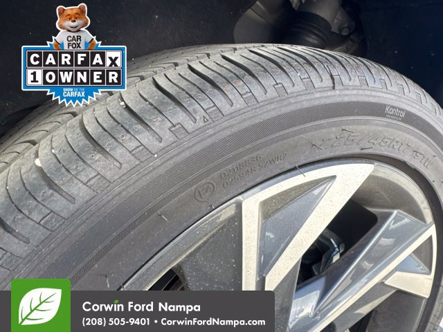 Used 2025 Hyundai Elantra SEL FWD image 15