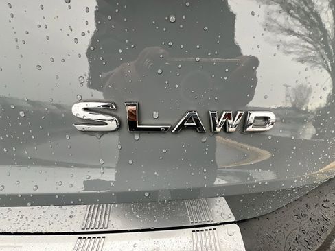 Used 2021 Nissan Rogue SL image 34