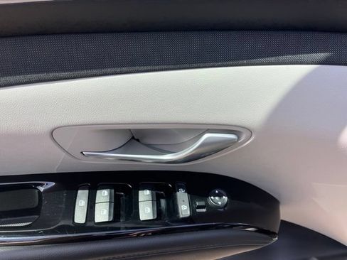 Used 2022 Hyundai Tucson SEL w/ Convenience + Premium Package FWD image 14