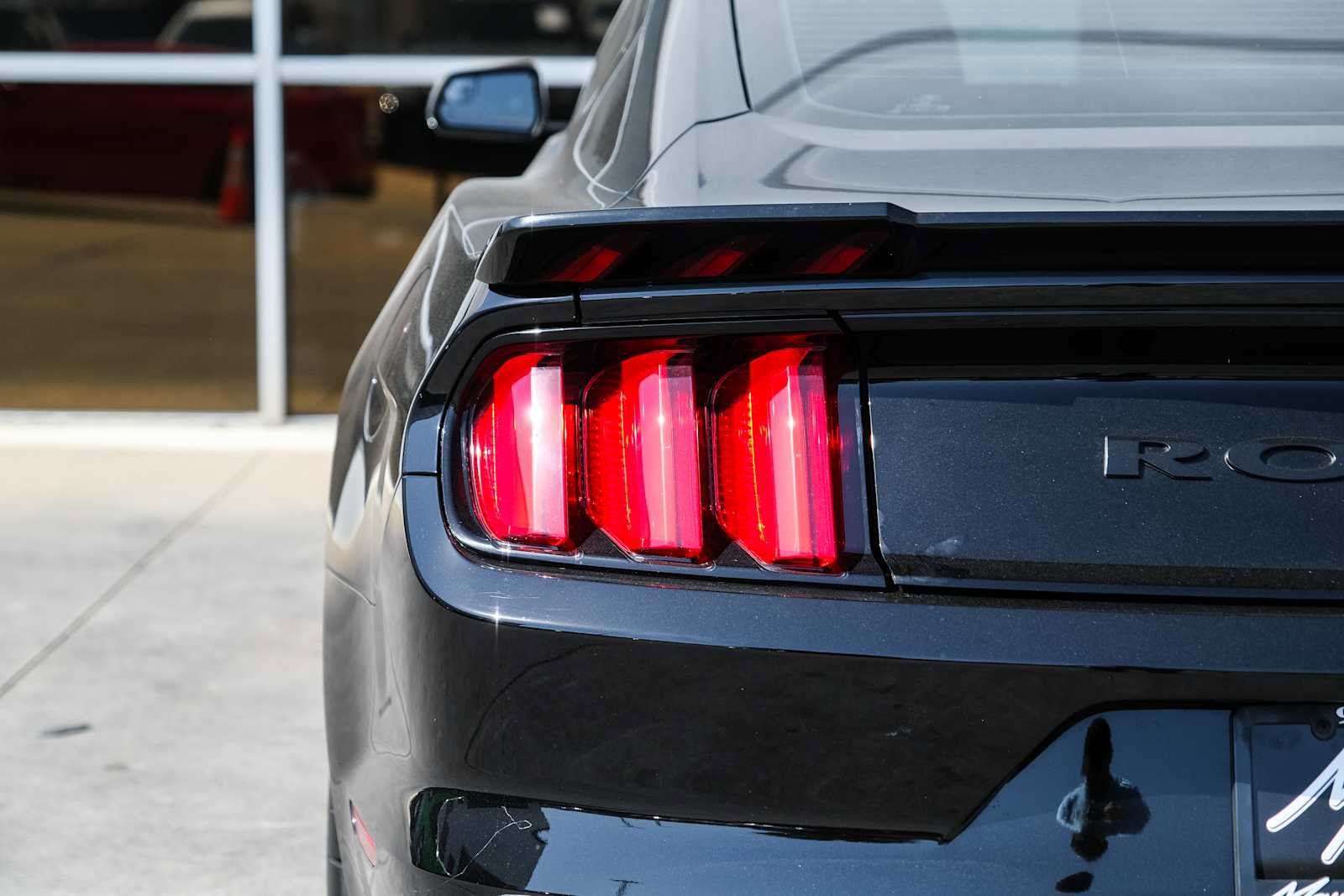 Used 2016 Ford Mustang GT Premium w/ GT Performance Package RWD image 20