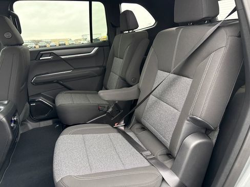 New 2026 GMC Acadia Elevation image 34