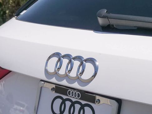 Used 2023 Audi Q3 2.0T Premium AWD/4WD image 12