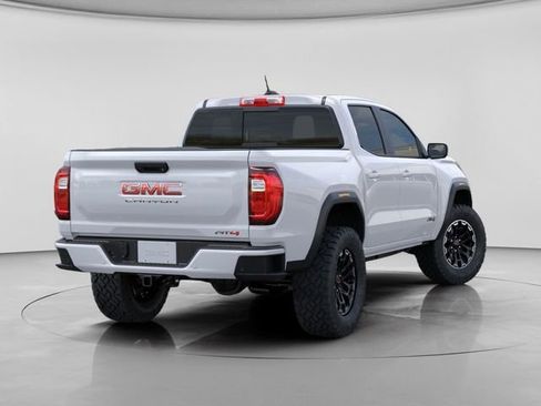 New 2026 GMC Canyon AT4 AWD/4WD image 4