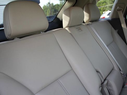 Used 2012 Ford Edge Limited image 17