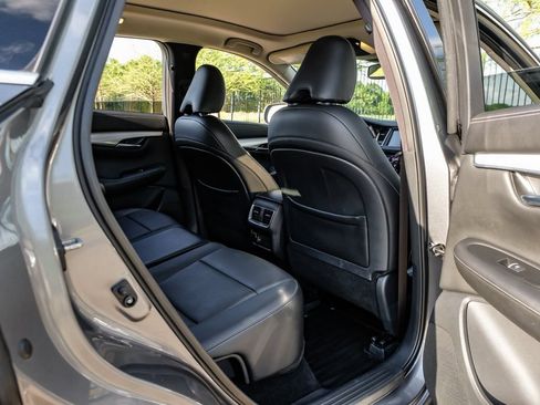 Used 2019 INFINITI QX50 Luxe w/ Cargo Package FWD image 44