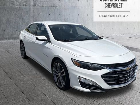 Used 2022 Chevrolet Malibu LT FWD image 1