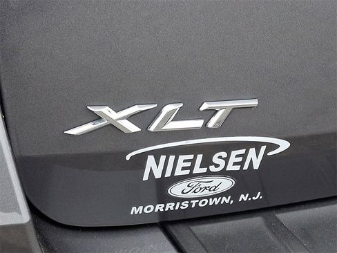 Certified 2022 Ford Explorer XLT w/ Equipment Group 202A image 24