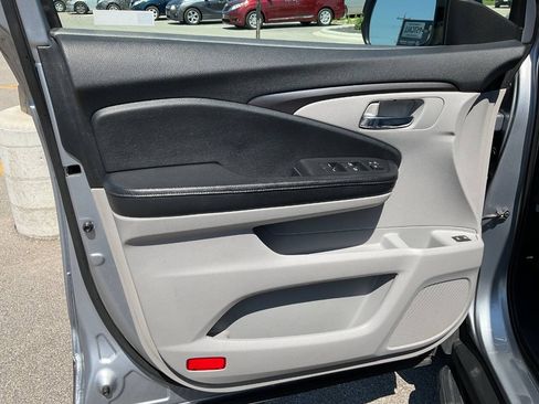 Used 2017 Honda Pilot EX-L image 27