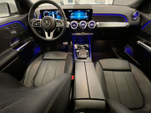 Used 2020 Mercedes-Benz GLB 250 image 14