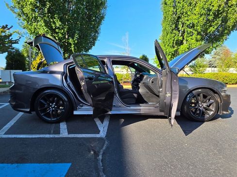 Used 2019 Dodge Charger R/T w/ Stars & Stripes Edition RWD image 24