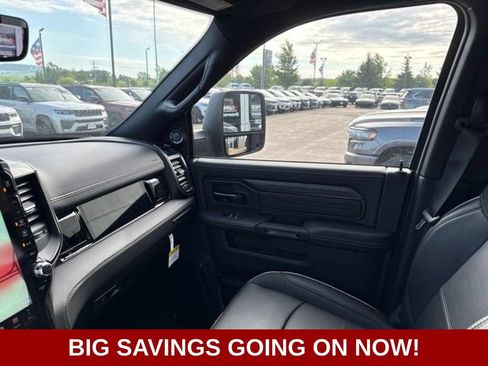 New 2026 RAM 3500 Limited AWD/4WD image 40