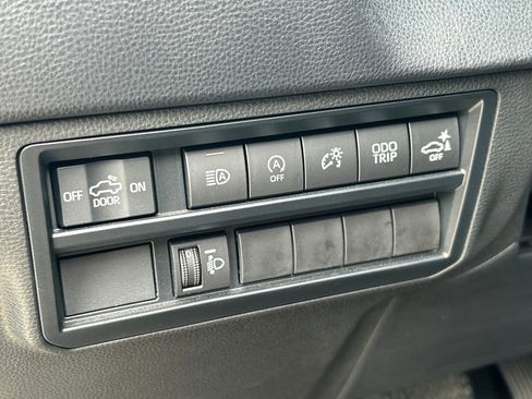 Used 2023 Toyota Tundra SR5 w/ SR5 Convenience Package AWD/4WD image 24