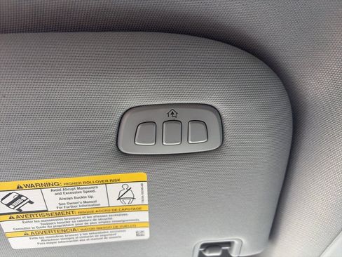 Used 2021 Ford F150 Lariat w/ Equipment Group 501A Mid image 17