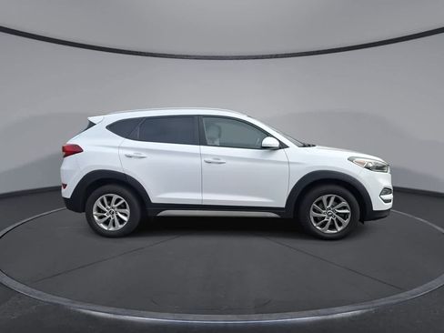 Used 2017 Hyundai Tucson SE image 9