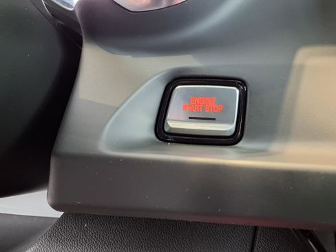 Used 2022 Chevrolet Camaro ZL1 RWD image 18