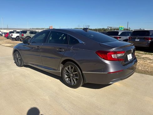 Certified 2021 Honda Accord EX-L image 6
