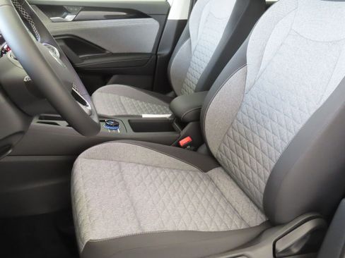 New 2025 Volkswagen Tiguan S image 12