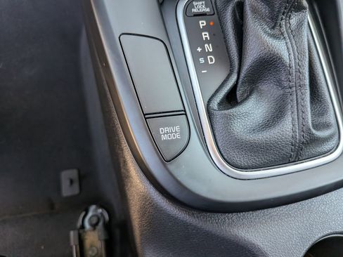 Certified 2023 Kia Soul LX w/ LX Technology Package FWD image 24