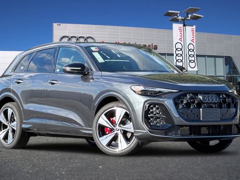 New 2025 Audi SQ5 Premium Plus image 2