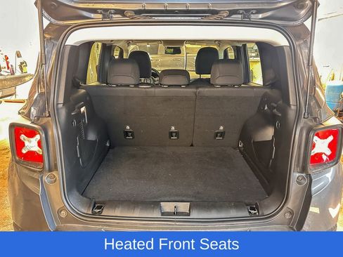 Used 2023 Jeep Renegade Altitude w/ Convenience Group I AWD/4WD image 9