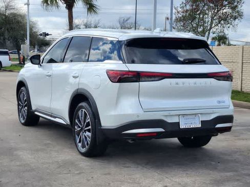 Certified 2026 INFINITI QX60 Luxe w/ Cargo Package image 4