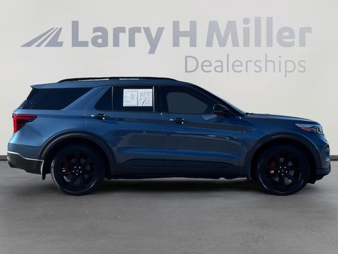 Used 2020 Ford Explorer ST w/ ST Street Pack image 8