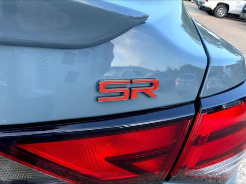 Used 2024 Nissan Sentra SR FWD image 8