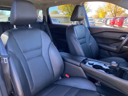 Certified 2023 Nissan Rogue SL image 9