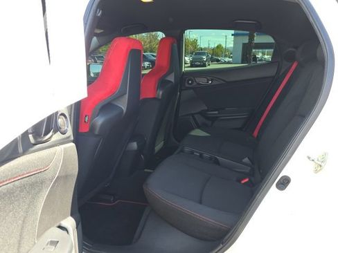 Used 2018 Honda Civic Type R image 12