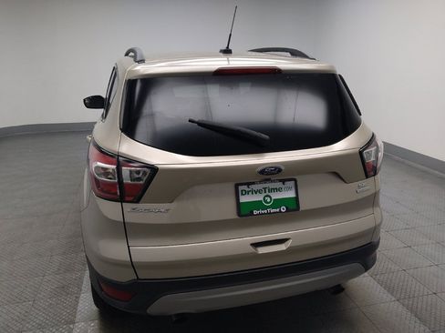 Used 2018 Ford Escape SE FWD image 6