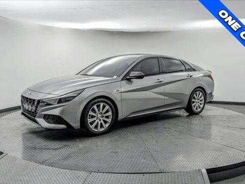 Used 2023 Hyundai Elantra N Line image 2