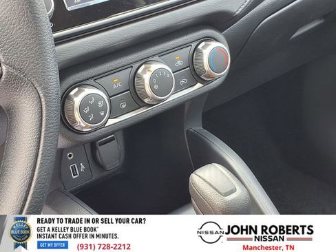 Used 2025 Nissan Versa S w/ Trunk Package image 30