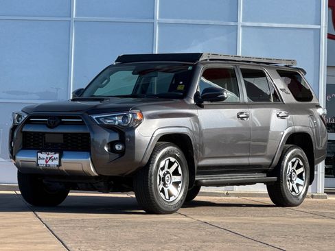 Certified 2023 Toyota 4Runner TRD Off-Road Premium w/ Moonroof Package AWD/4WD image 10