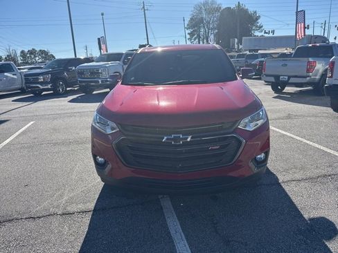 Used 2021 Chevrolet Traverse RS image 3