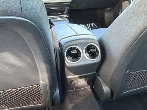 Used 2025 Mercedes-Benz CLA 250 image 21