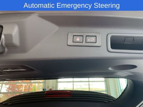 New 2026 Subaru Forester Premium image 12