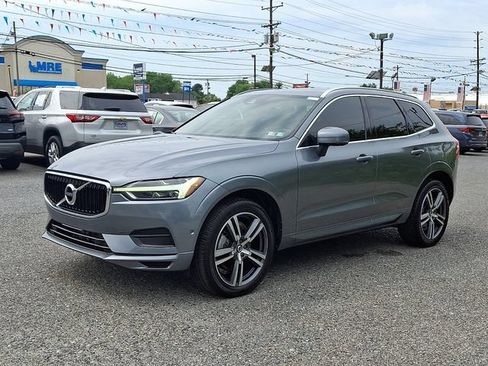 Used 2019 Volvo XC60 T6 Momentum w/ Protection Package Premier AWD/4WD image 3