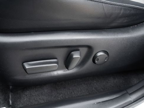 Used 2017 Toyota RAV4 Limited image 20