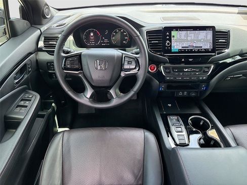Certified 2024 Honda Ridgeline Black Edition image 28