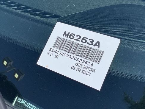 Used 2018 Lincoln MKC Select w/ Select Plus Package FWD image 36