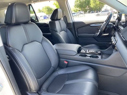 Used 2023 Honda Pilot EX-L image 25