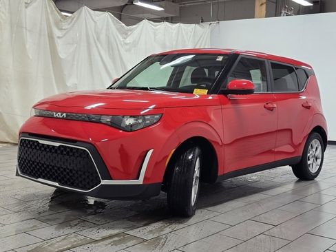 Used 2024 Kia Soul LX w/ Option Group 015 image 11