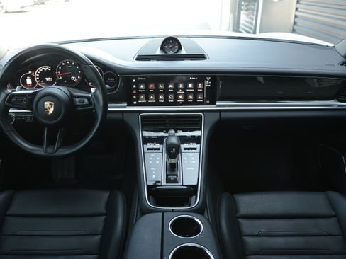 Certified 2023 Porsche Panamera Platinum Edition RWD image 19