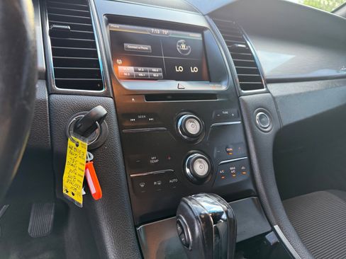Used 2014 Ford Taurus SEL w/ Equipment Group 201A image 26