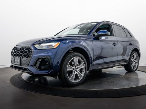 Certified 2025 Audi Q5 2.0T Premium w/ Convenience Plus Package AWD/4WD image 6