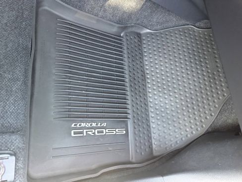 Certified 2024 Toyota Corolla Cross LE image 35